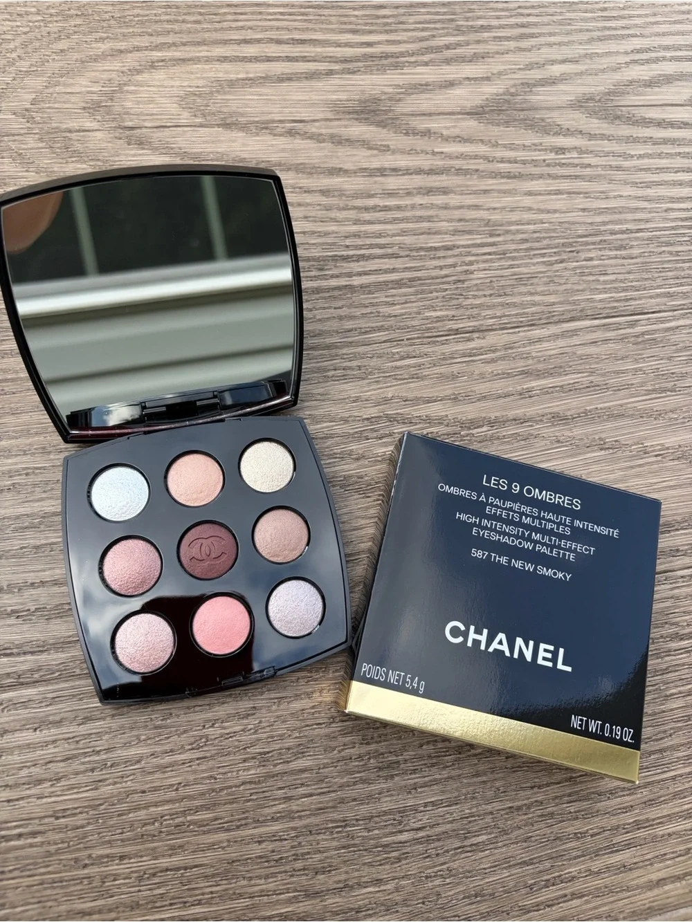 LES 9 OMBRES LIMITED EDITION - High Intensity Multi-Effect Eyeshadow Palette